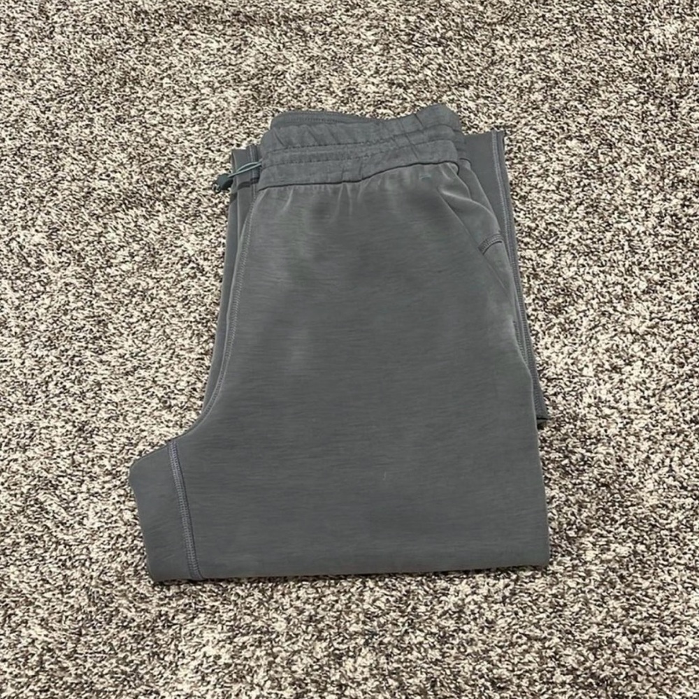 Lululemon soft stream pants